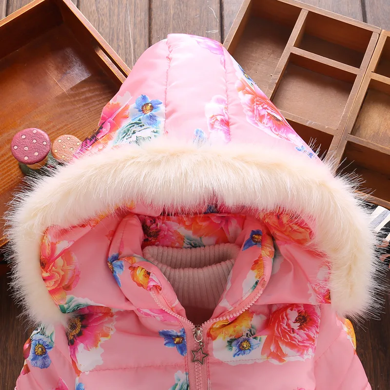 Детский пуховик для новорожденных хлопковые пальто для девочек шапка из искусственного меха, куртки верхняя одежда с капюшоном новая зимняя теплая одежда для малышей 0-3 лет