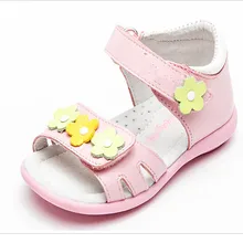 1 пара летних белых и розовых ортопедических туфель из натуральной кожи; детские сандалии