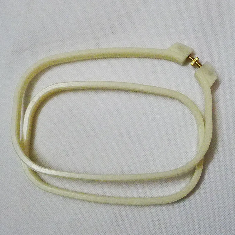 

Wholesale 13*19cm Small Rectangle Embroidery Hoop Ajustment Square Hoops Sewing Tool Plastic Hand Cross Stitch frame