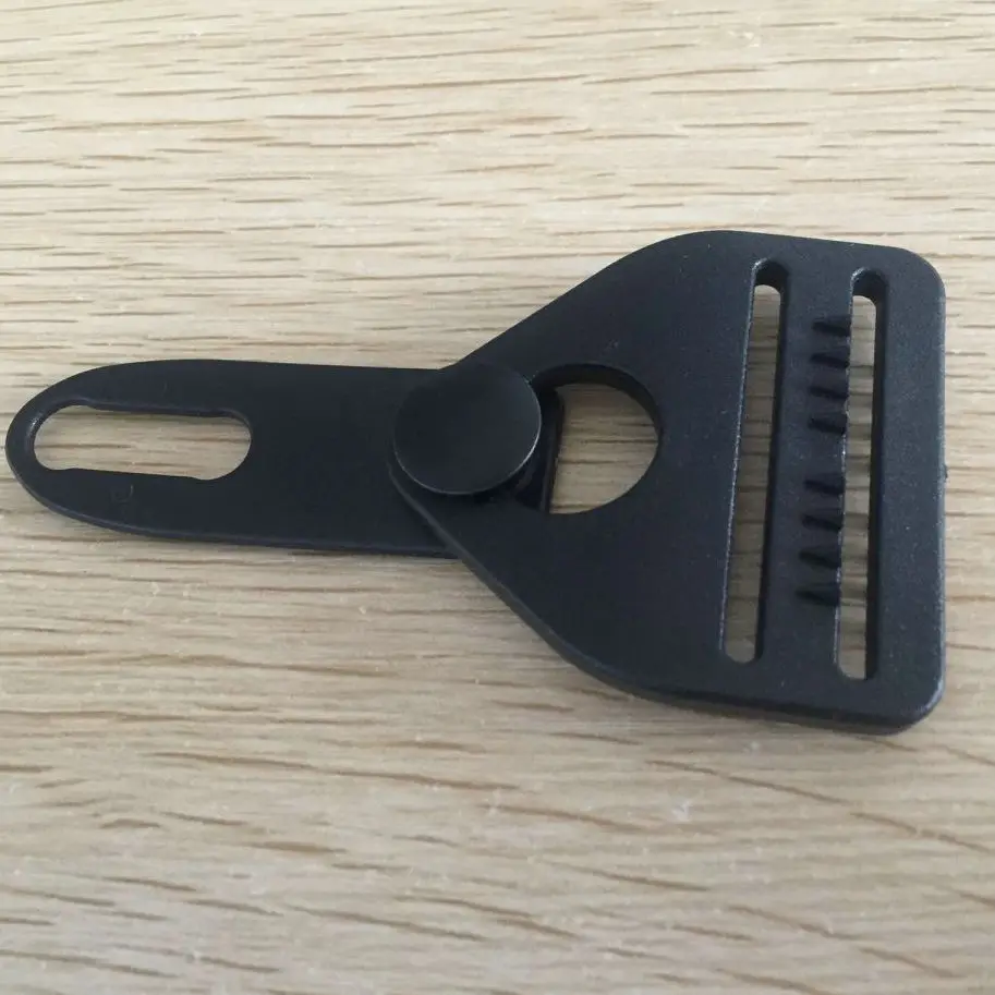Multi-function hanging buckle