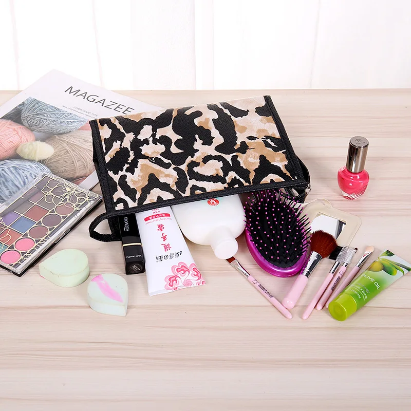PURDORED 1 قطعة المرأة ليوبارد حقيبة سفر لمستحضرات التجميل حقيبة مستحضرات تجميل تجميل ضد الماء الحقيبة أدوات الزينة المنظم دروبشيبينغ