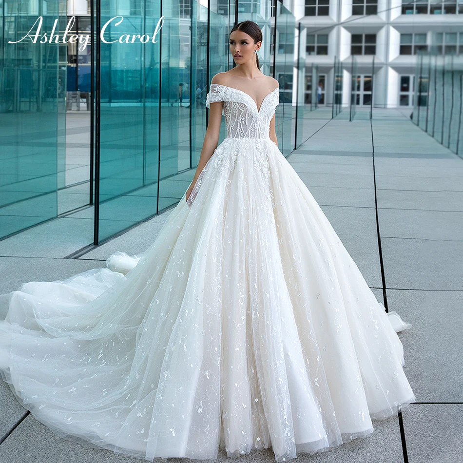 

Ashley Carol Sexy Sweetheart Cap Sleeve Beaded Princess Lace Wedding Dress 2019 Backless Chapel Train Bride Dress Wedding Gowns