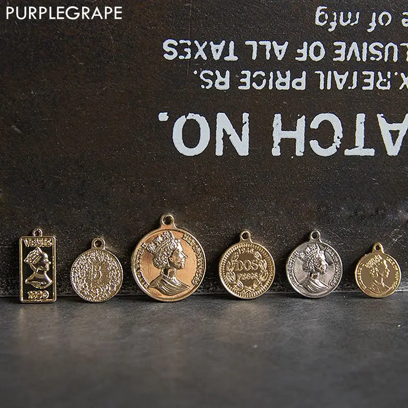 

Double-faced Queen Avatar Pendant DIY Earrings Jewelry Accessories Material Necklace Bracelet Shoe Bag Retro 6pcs