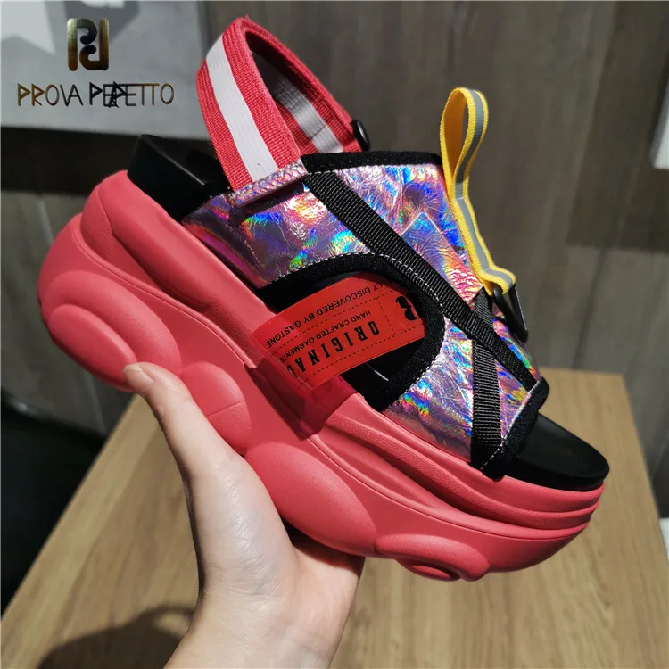

Prova perfetto 2019 Summer New Fashion Star Woman Sandals Thick Bottom Platform Colorful Popular Sandals Hollow out Big Sole