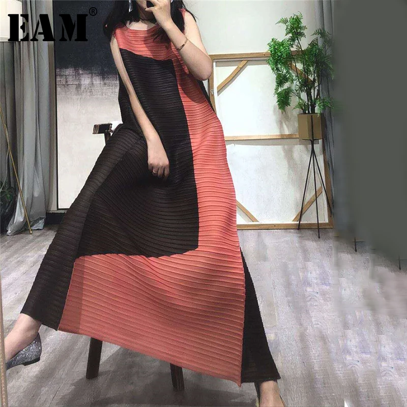 

[EAM] 2019 New Spring Summer Round Neck Sleeveless Hti Color Pleated Split Joint Loose Long Dress Women Fashion Tide JW843