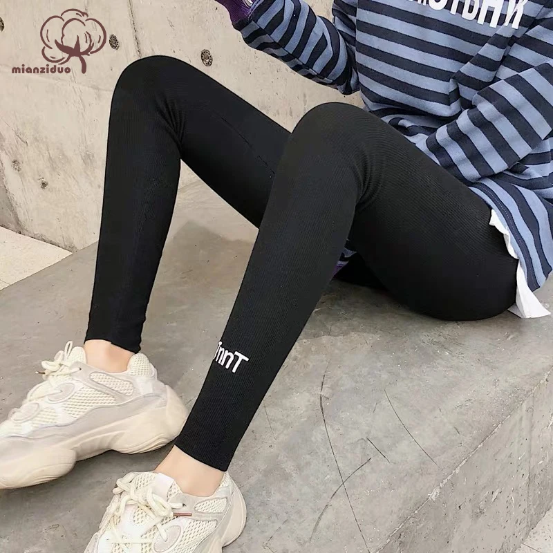 2019 جديد أزياء المرأة الربيع و الصيف مرونة عالية و نوعية جيدة ضئيلة اللياقة البدنية Capris سراويل ضيقة سراويل قطنية