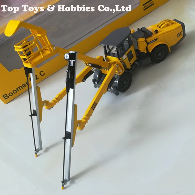 

Collection Diecast 1/50 Rock drilling rig engineering vehicle model Tractor Trailer Truck heavy Diecast metal truck gift