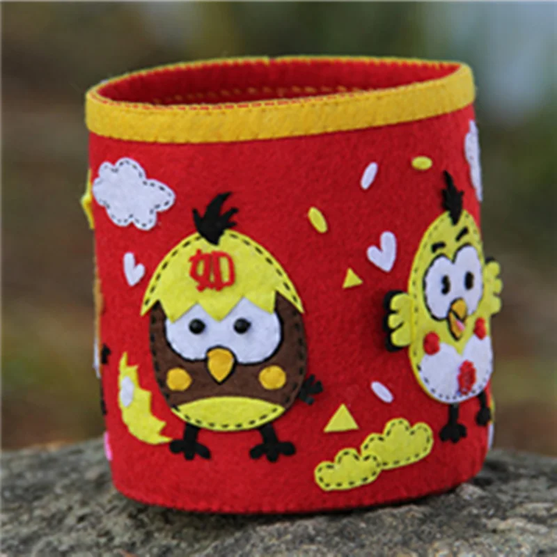 

Handwork Felt Table Pen holder DIY Cute Chick Design Fabric Pencil Case For Kid's Desk Decoration Felt DIY Package