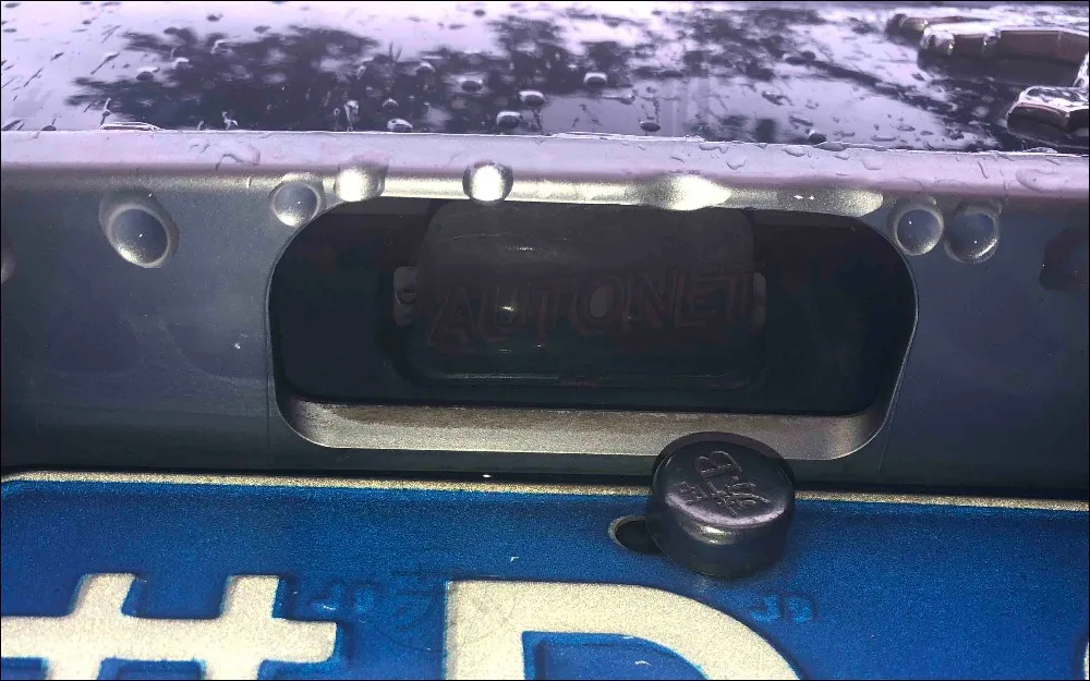 21323