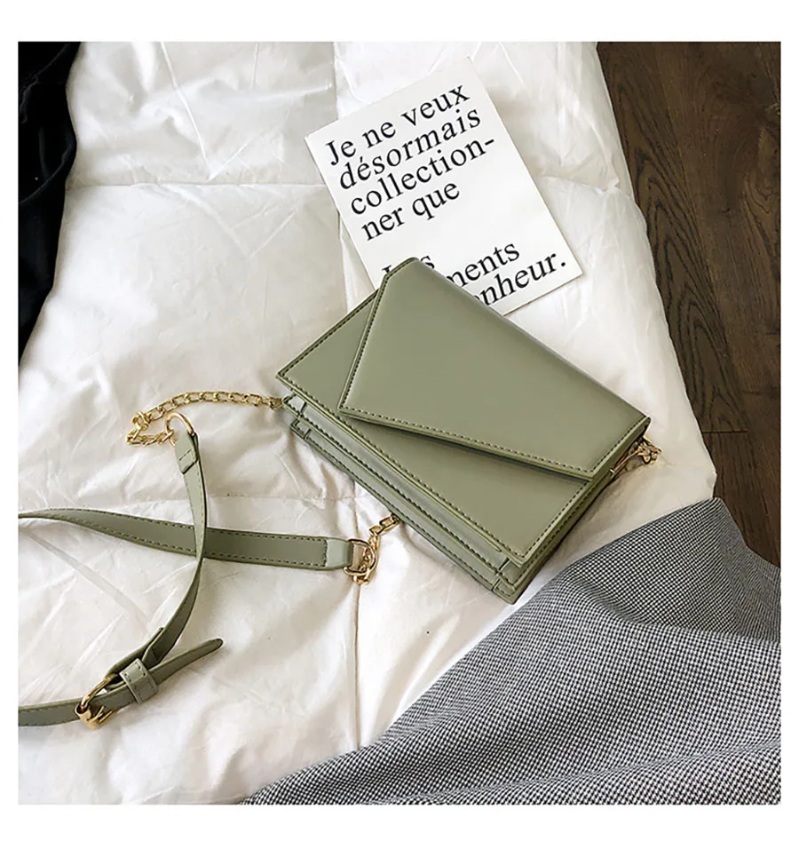 10877257179_2051307013