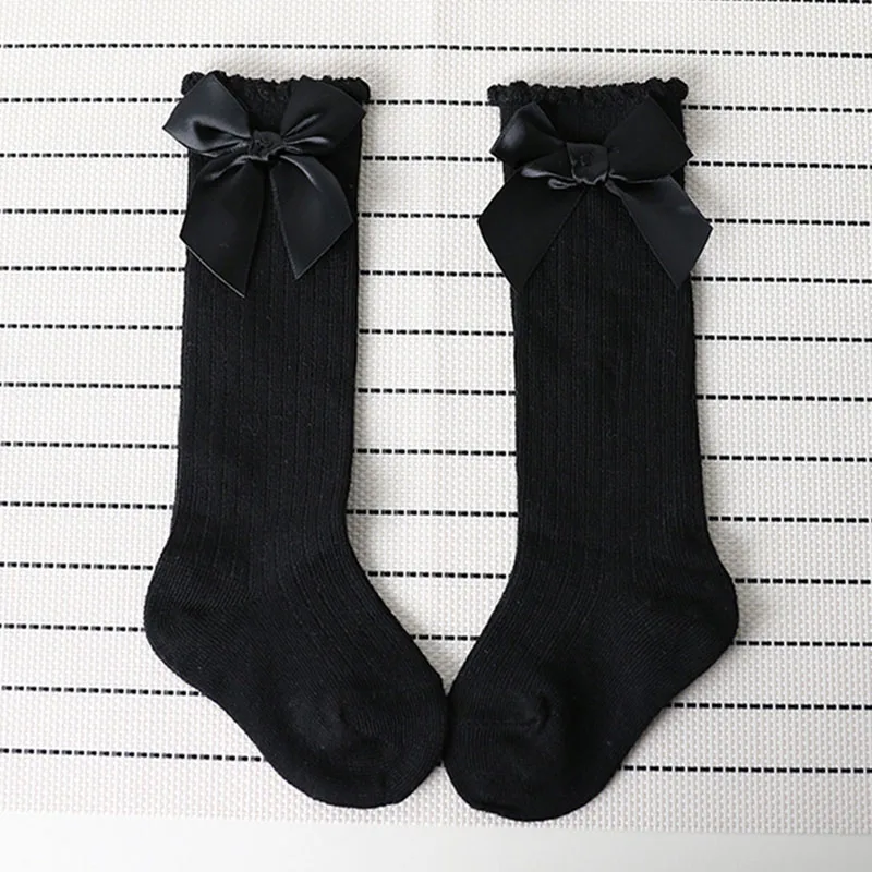 Носки для маленьких девочек Гольфы принцессы с бантиками, милые детские носки для девочек хлопковые длинные детские носки в полоску с бантиком - Цвет: Черный