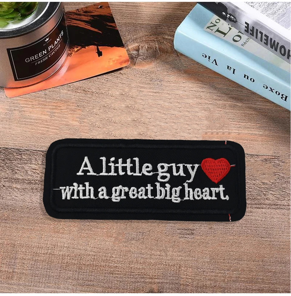 12  Embroidery Patches For Clothing Stickers Crown Lip Kiss Mouth Heart Pow Patch Iron On Badges For Clothes Sew On Badge