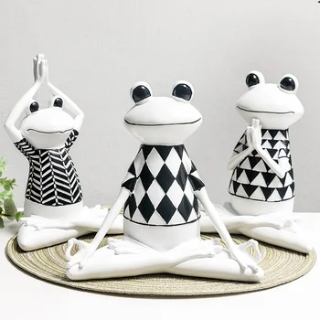 

Lovely Frog Family Resin Crafts Cute Animal Figurines & Miniatures Fairy Garden Accessories Modern Home Decor Wedding Gifts