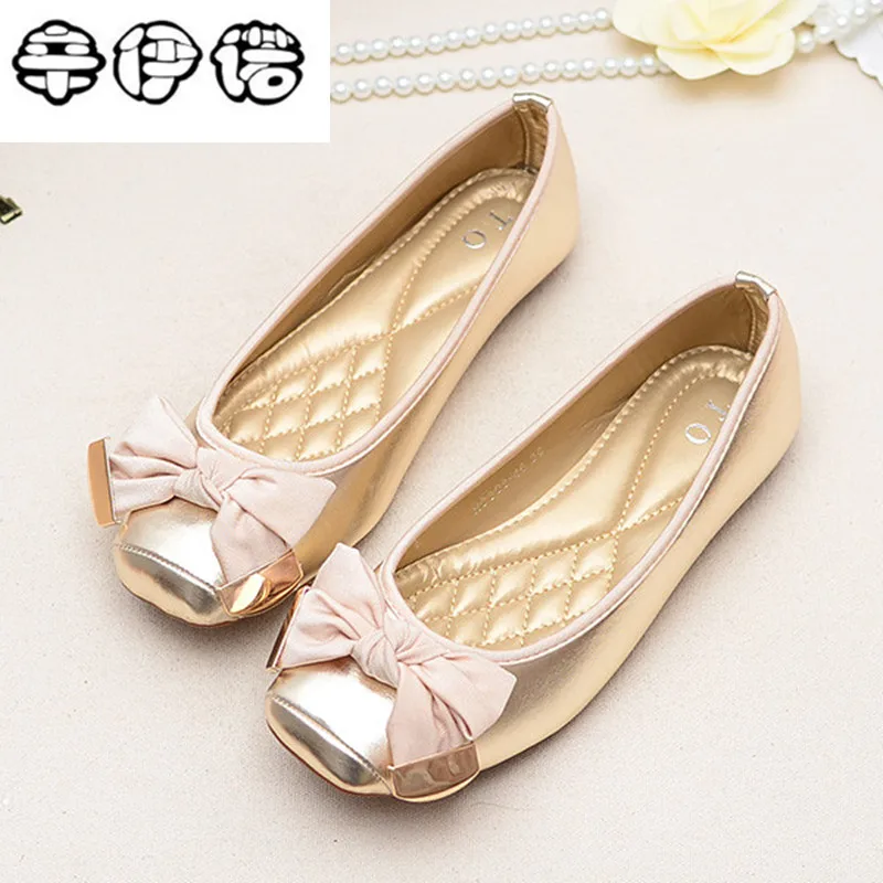 

2018 Spring European and American style bow square head women shoes shallow mouth big yards flat flat shoes black shoes Peas 42