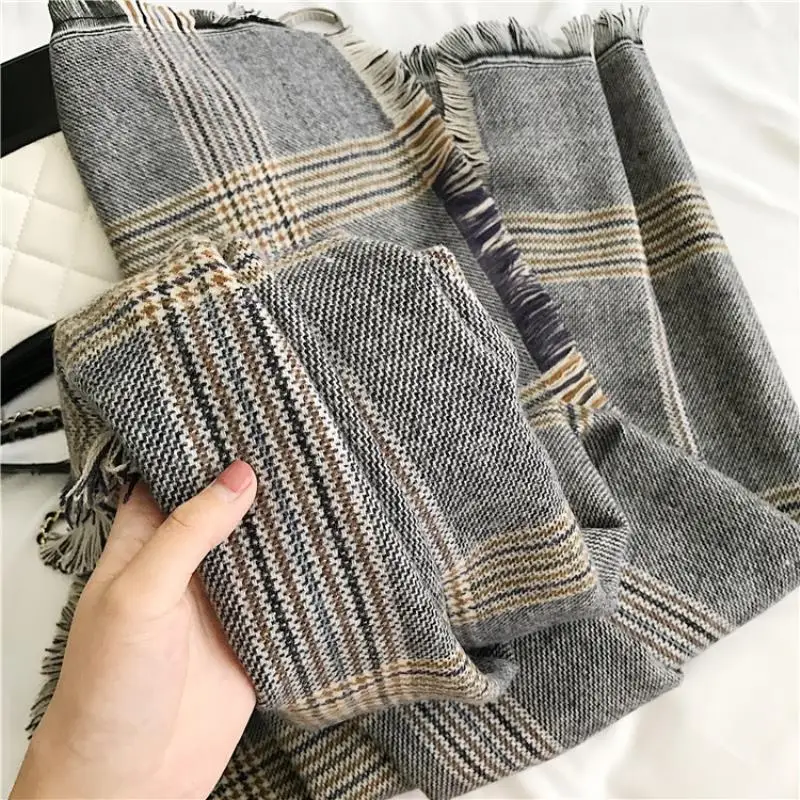 3 Colors High quality fashion lady feel camel dark plaid scarf thick autumn and winter models large shawl