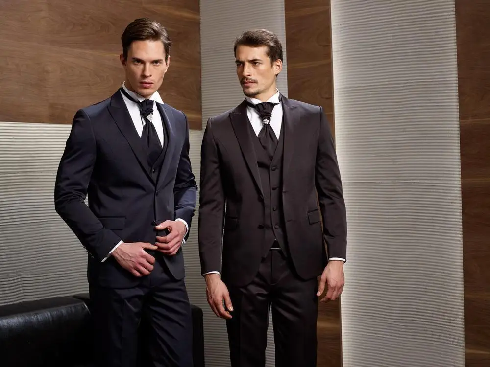 New Arrival Groom Tuxedos Suit Navy Blue Wedding Suits For Men Peaked
