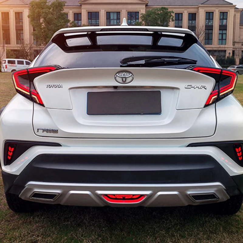 

2018 2019 New taillamp for Toyota Chr rear light rear bumper moving light Car accessories with turn on breathing led light