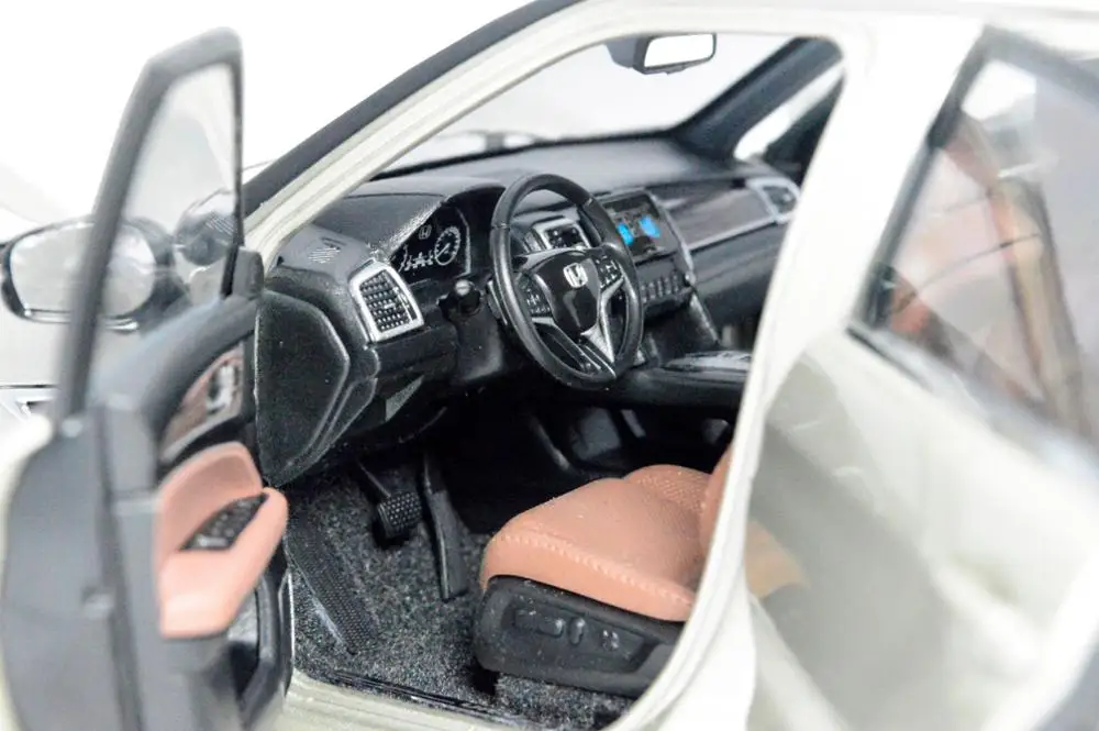 Модель Paudi 1/18 1:18 Масштаб Honda UR-V URV SUV Золотой литой модельный автомобиль игрушка, модель автомобиля двери открытые