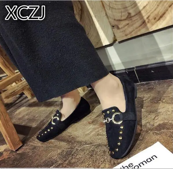 XCZJ 2018 Весна и осень новая Женская обувь в европейском и американском стиле модная обувь на плоской подошве обувь в горошек цепи заклепки