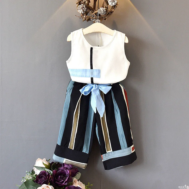 Menoea/костюмы для девочек; коллекция года; летний модный топ с короткими рукавами для девочек; полосатые Широкие штаны; комплекты одежды для детей - Цвет: AZ1657 Blue