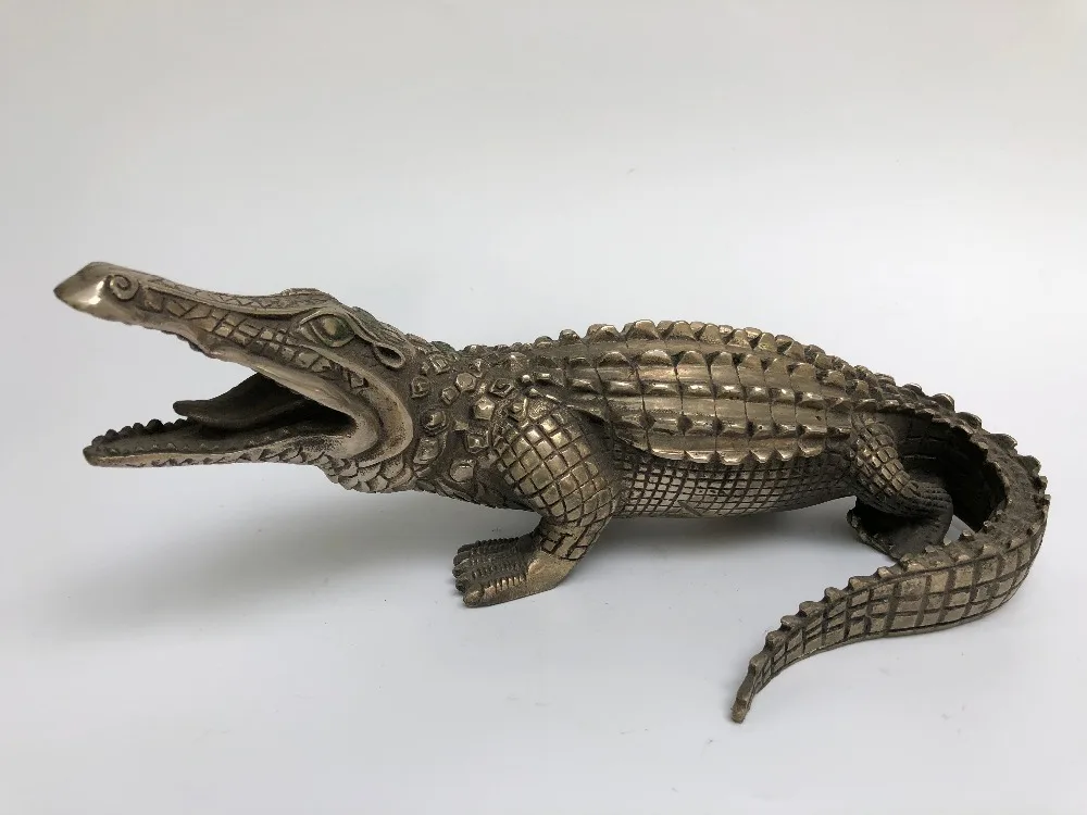 

Copper crocodile crocodile sculpture decoration Home decoration crafts