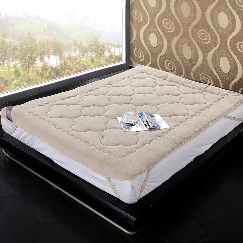 2018 New Arrival Coral Velvet Mattress Pad Winter Warm Comfortable Bed