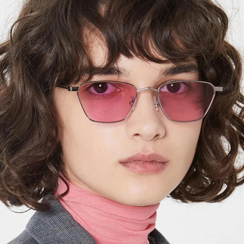 

2019 Metal Frame Women Square Sunglasses Cute Sexy Brand Designer Small Retro Small Frame Red Sun Glasses Oculos De Sol Gafas