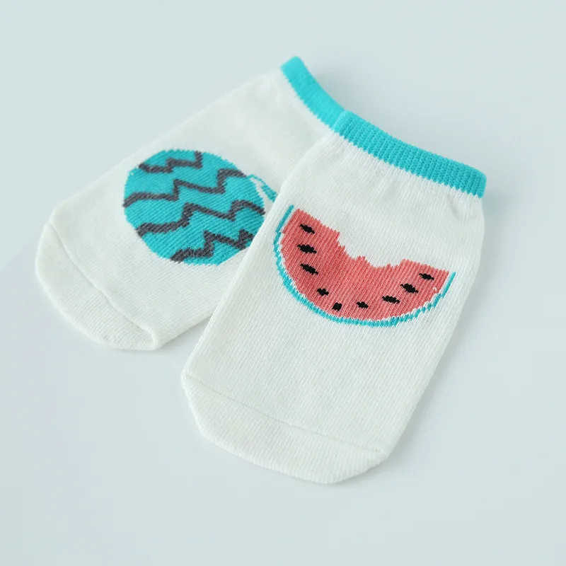 Носки для малышей хлопковые носки-тапочки для малышей Детская одежда с рисунком фруктов, арбуза, ананаса для новорожденных мальчиков и девочек милые белые От 0 до 4 лет