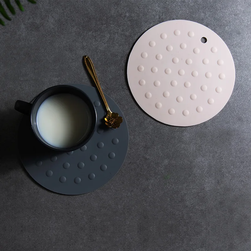 

1 Ps Creative Round Shape Nordic Style Non-slip Mats Table Mat Cloth Thickening Tableware Pad Dinner Decor Dish Pan Cup Pads