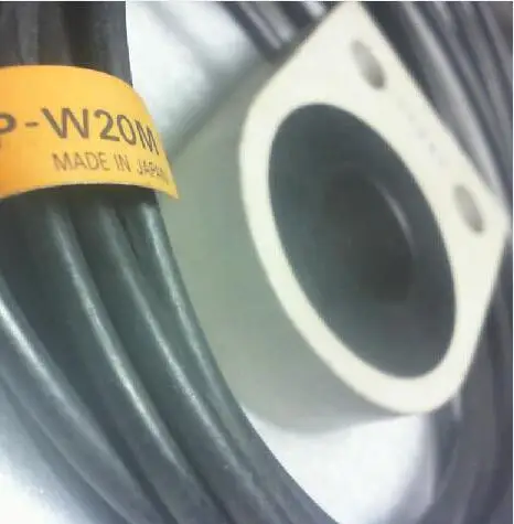 

Original F2LP-W20M F2LPW20M Ring Sensor -A1