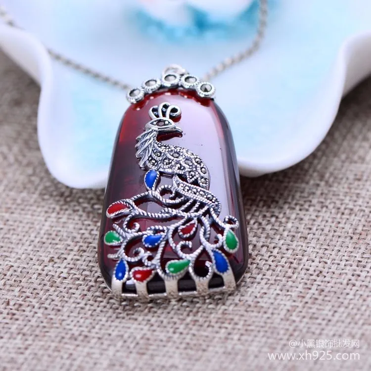 2593471481_1477970965