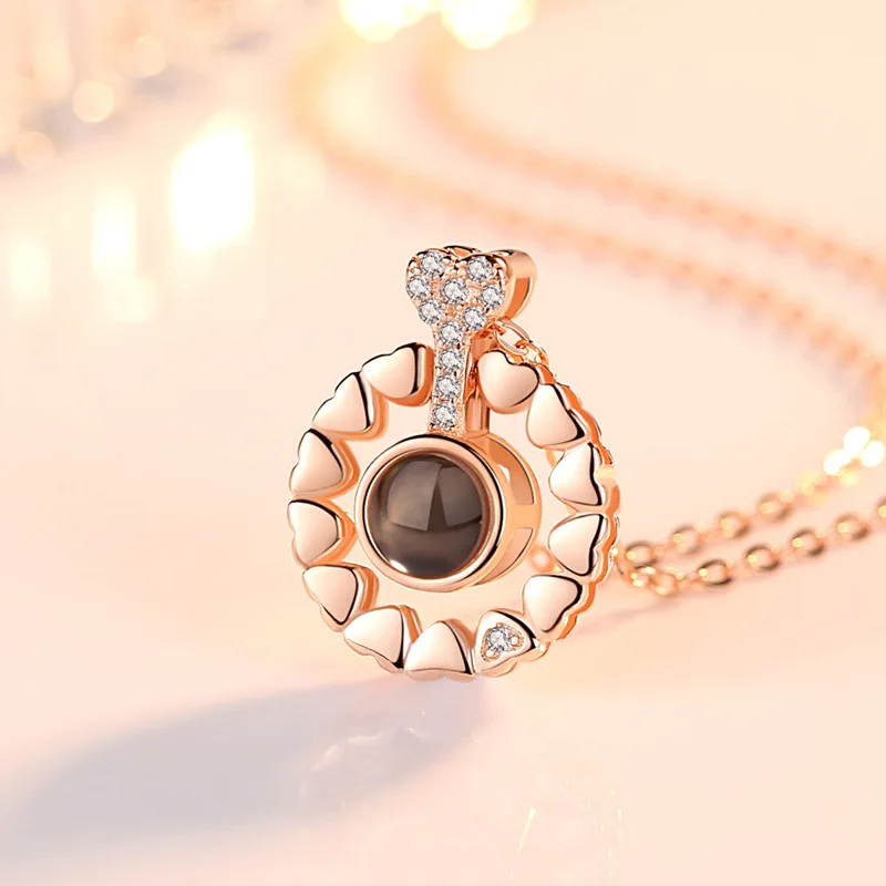 

2019 Direct Selling Love 100 Languages Necklace Female Valentine's Day Proposal Micro-sculpture Projection Clavicle Jewelry