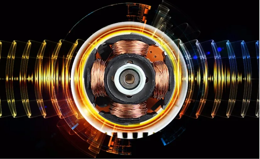 E3