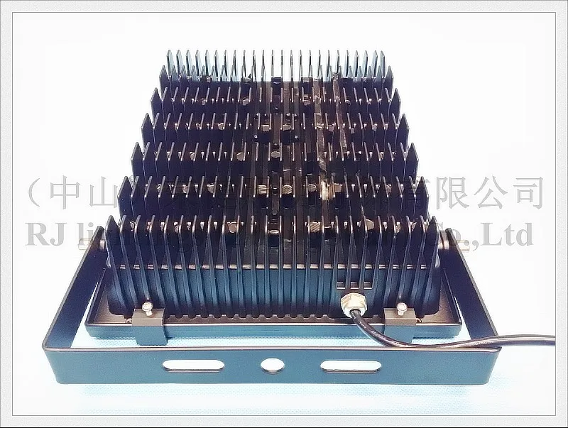 led flood light new radiator 100w (4)