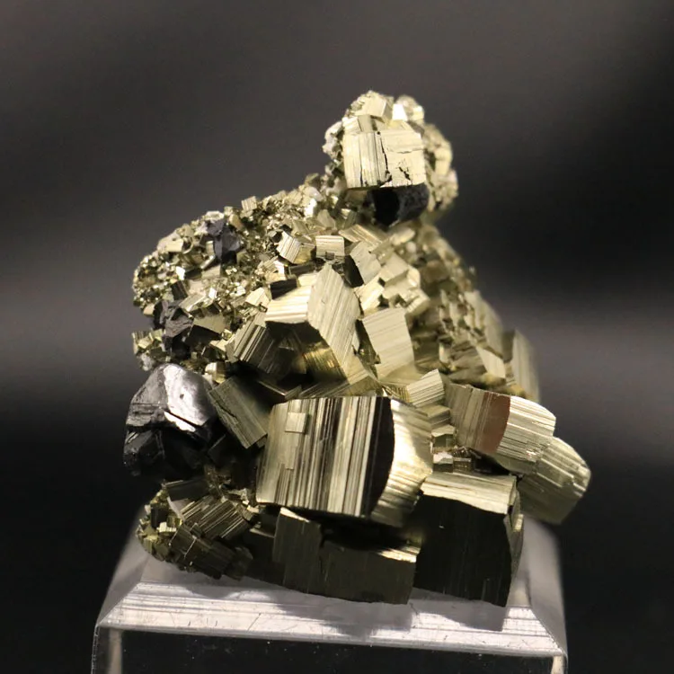 Перуанский иностранный природный минеральный Пирит минеральный кристалл камень учебный образец коллекция бутик odd stone 54