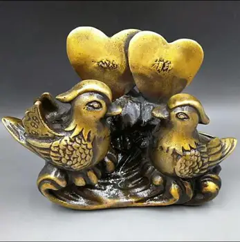 

China handmade antique Yuanyang Home Furnishing antique copper brass decorative handicrafts Have mutual affinity pattern