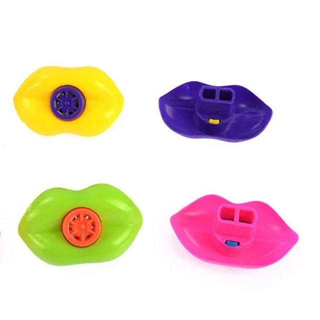 15pcs/bag Mouth Lip Whistle Christmas Toy Decoration Funny Game Prize Plastic Whistle Party Toys Lucky Loot Whistle Lip Shape 5