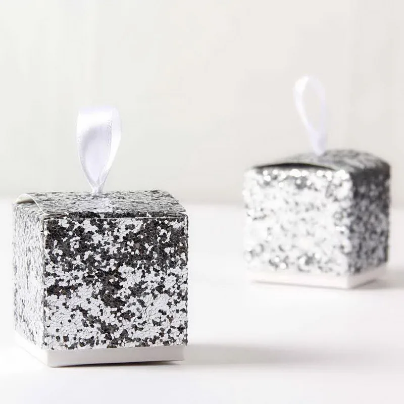 4426341737_688681926