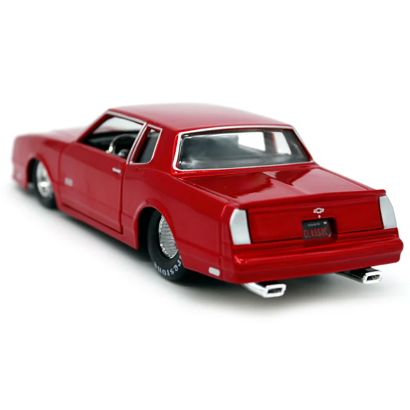 Maisto 1:24 1986 Chevrolet Monte Carlo SS с использованием автомобиля литья под давлением роскошная винтажная модель автомобиля старый автомобиль коллективный выпуск