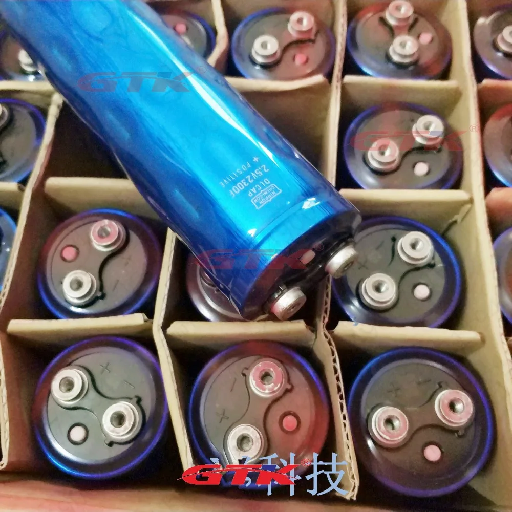    2.5V2300F  16V500F 