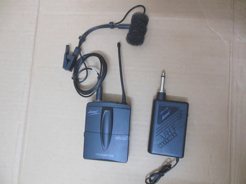 Affordable Wireless Saxophone Microphone System