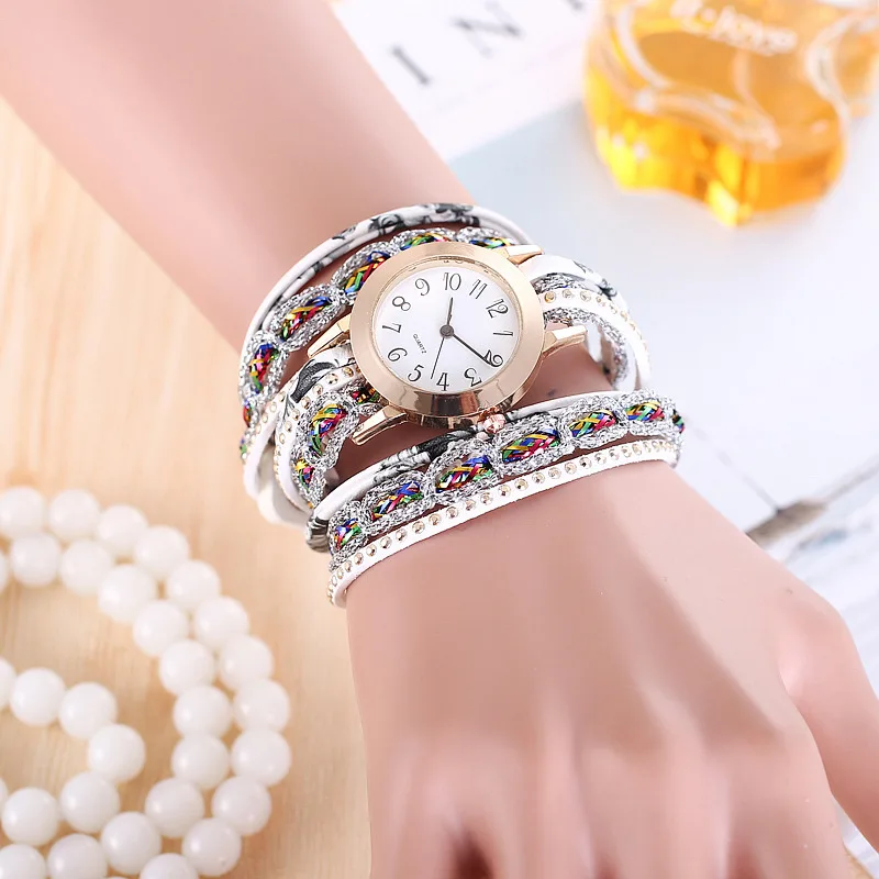 Модные женские часы браслет серебряной проволоки Цвет линия Сплетенный Повседневное браслет наручные кварцевые подарок браслет Таблица