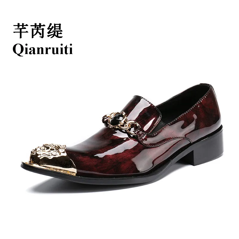 

Patent Leather Men Dress Shoes Fashion British Style Golden Metal Toe Wedding Shoes Chains Decorated Male Shoe