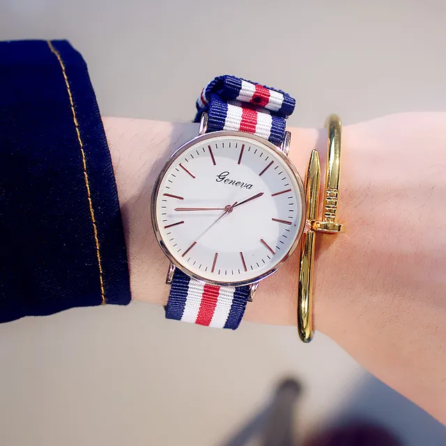 Hot Flag Nylon Strap Watch Women Simple style gold case quartz watches men unise Hot Flag Nylon Strap Watch Women Simple style gold case quartz watches men unise