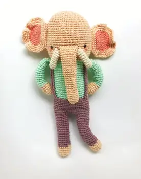 

crochet armigurumi rattle elephant model number 833