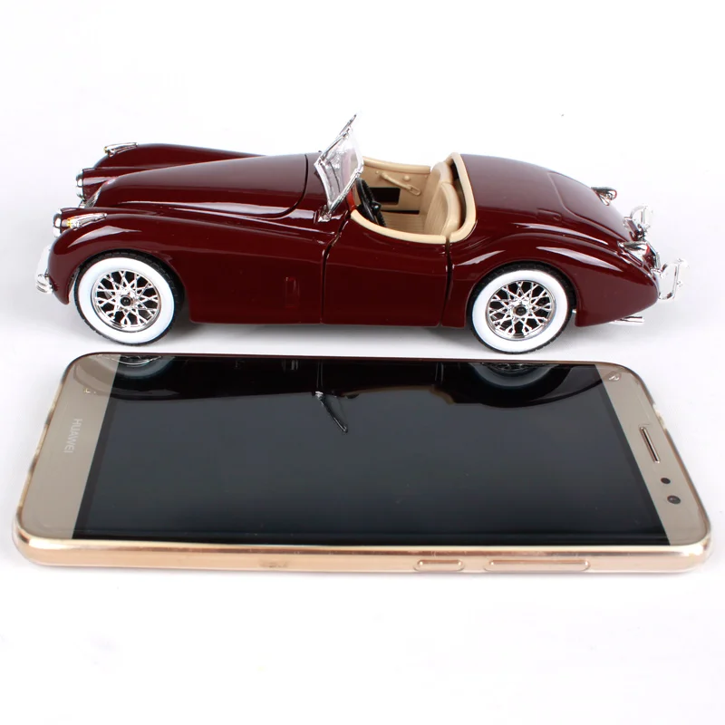 Автомобиль bbulago 1:24 Jaguar xk120 roadster красное вино литье под давлением 185*66*53 мм