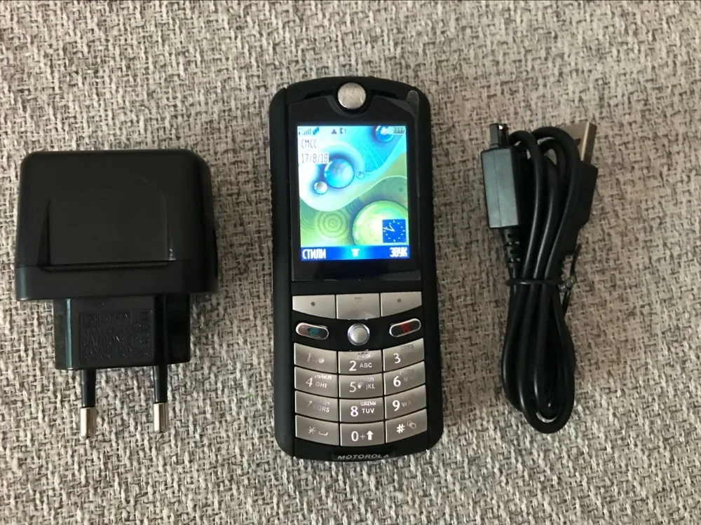  E398 100% GOOD quality Refurbished Original Motorola E398 mobile phone one year warranty +free gift