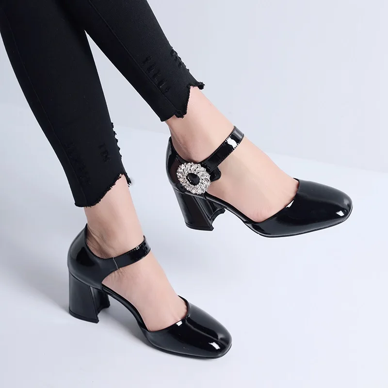 Partie Hauts Black pink Nouvelle Chaussures Cuir Femmes Mode Sabot Patnet Peu 2019 Boucle Haute Bout Printemps Carré En Talons Cristal Profonde Zvq wS46YxqR1