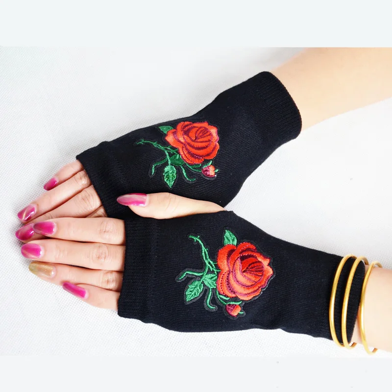 Новый Novetly Симпатичные узоры пальцев мягкие Для женщин перчатки летние трикотажные женские знакомства перчатки короткие варежки милые