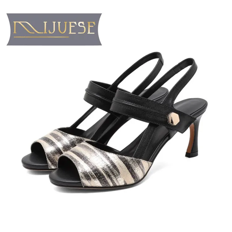 

MLJUESE 2019 women sandals Cow leather Rome style gold color buckle strap open toe Hoof heels high heel beaches sandals party